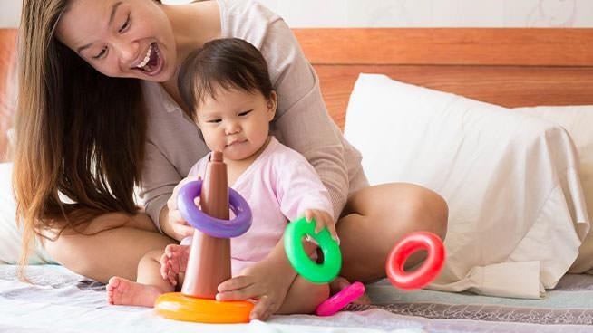 El mundo de tu bebé de 10 meses | Enfamil